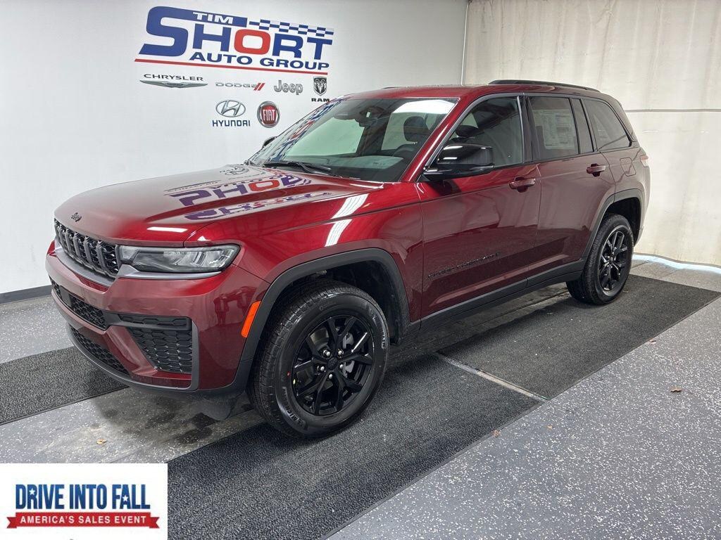 New 2026 Jeep Grand Cherokee Altitude 4x4 SUV