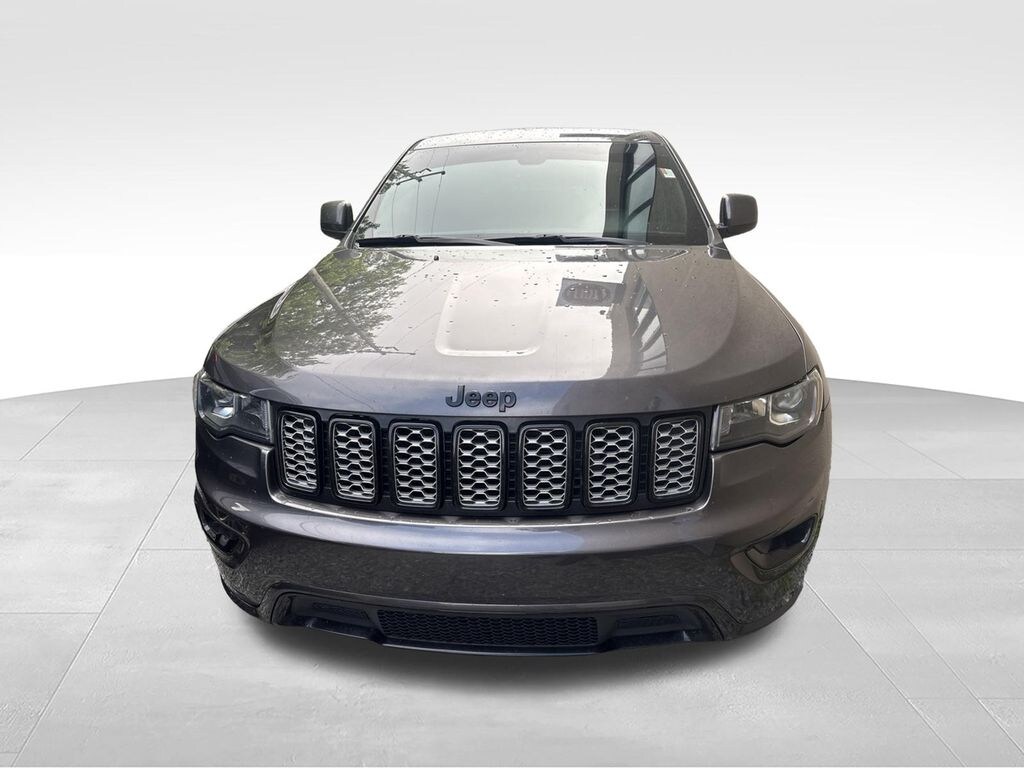 Used 2017 Jeep Grand Cherokee Laredo 4x4 SUV