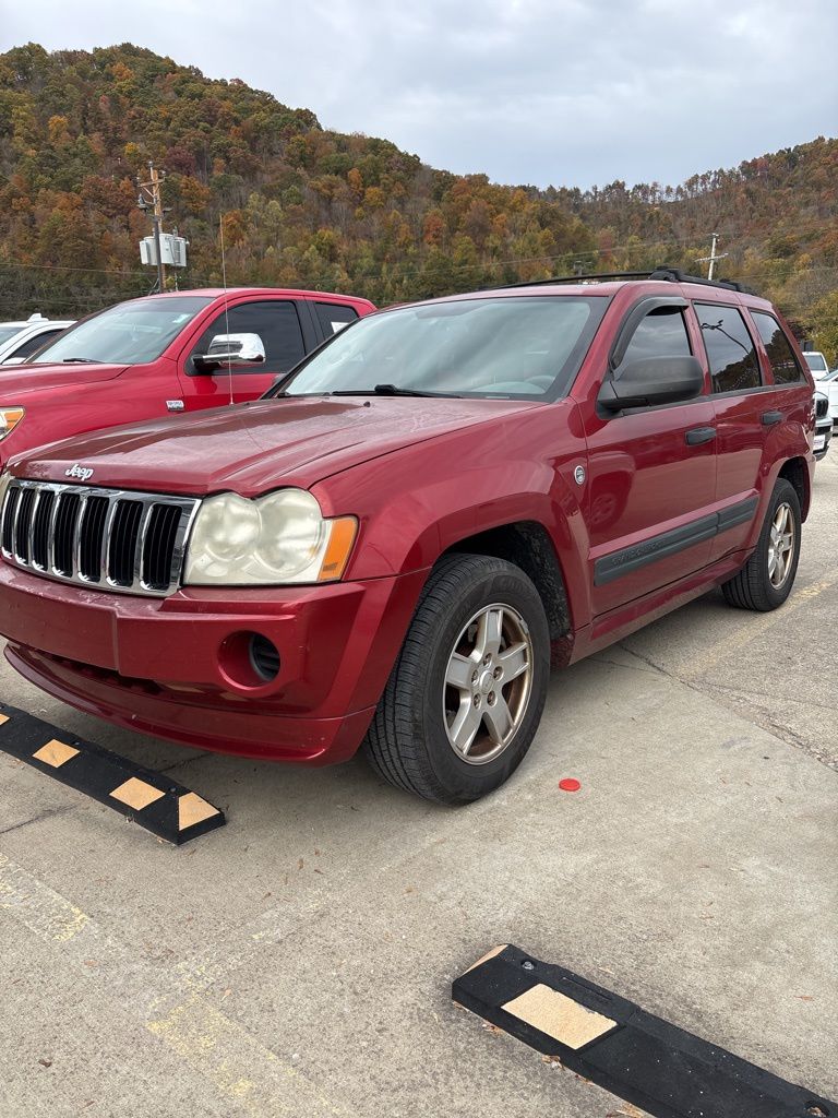2006 Jeep Grand Cherokee Laredo