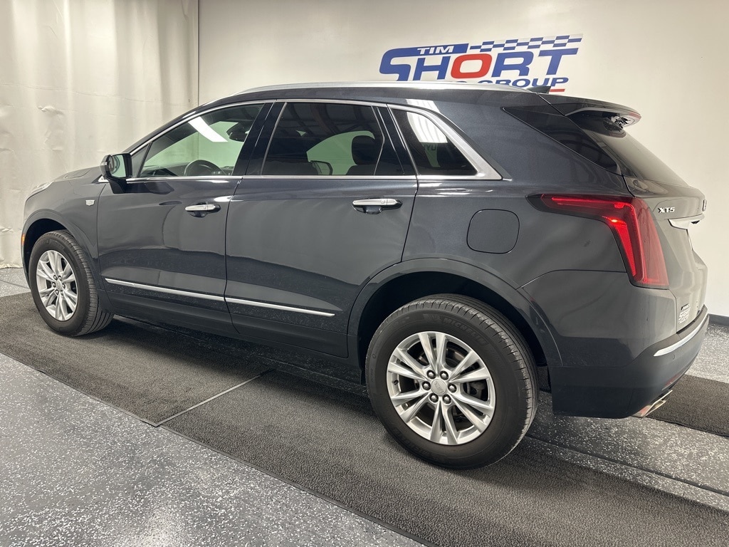 Used 2021 Cadillac XT5 Luxury with VIN 1GYKNBR43MZ228405 for sale in Pikeville, KY