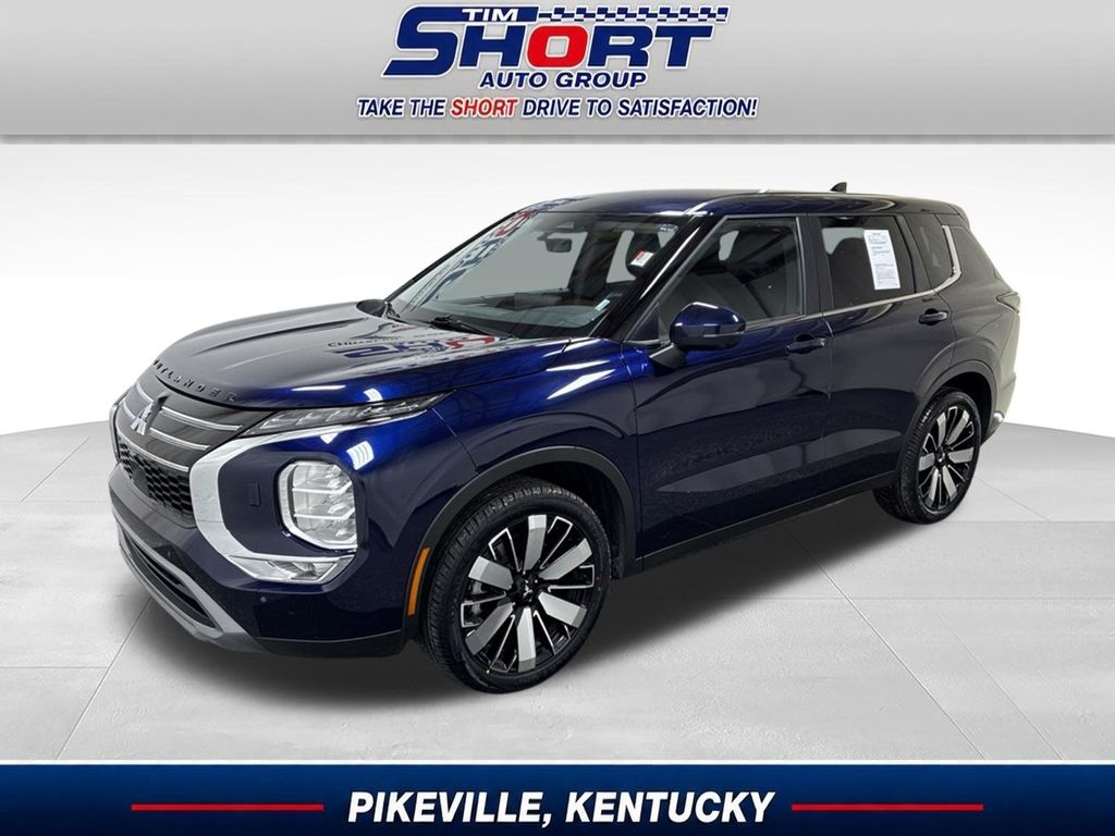 2025 Mitsubishi Outlander SE S-AWC's photo