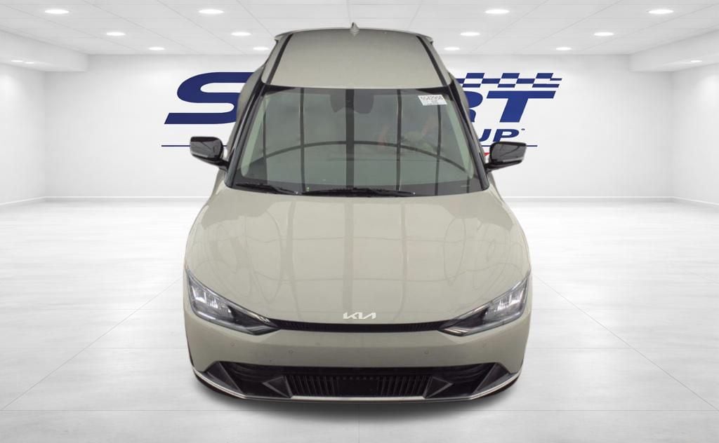 Used 2023 Kia EV6 Wind with VIN KNDC3DLC2P5156667 for sale in Pikeville, KY
