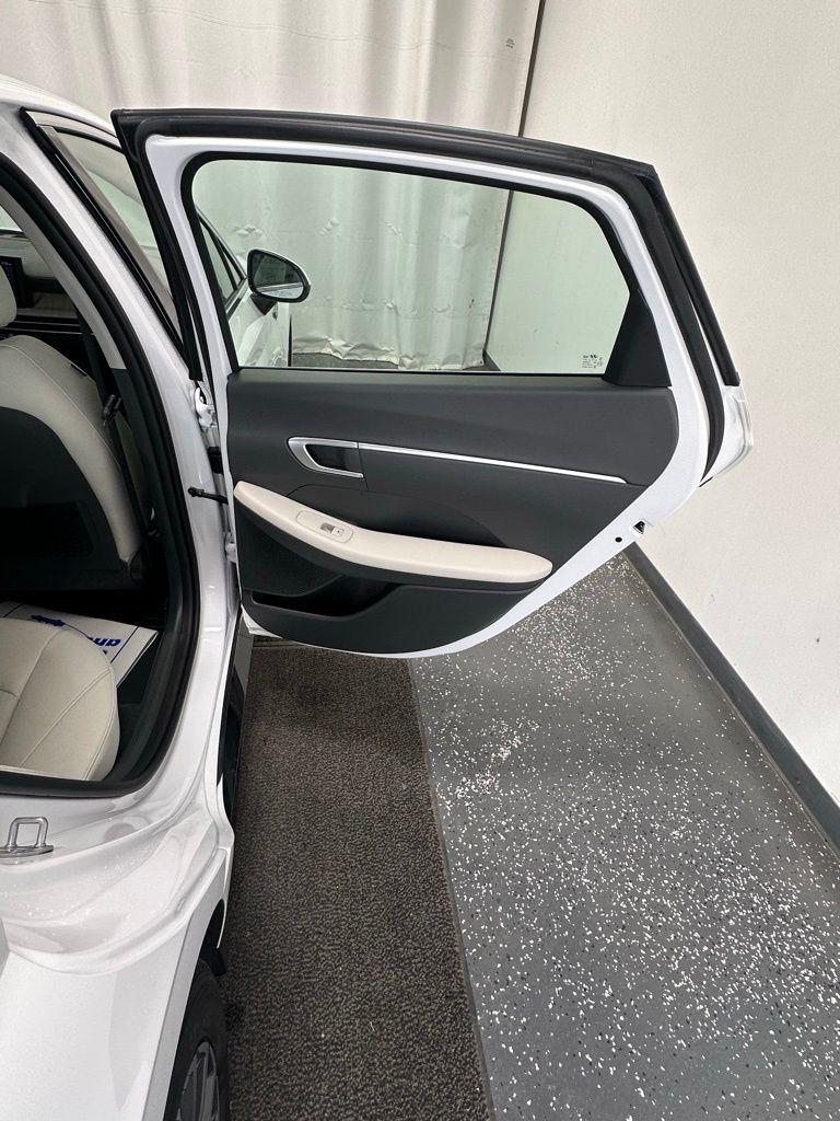 2026 Hyundai Sonata Hybrid SEL - Photo 21