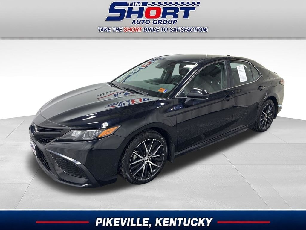 Used 2024 Toyota Camry SE Sedan