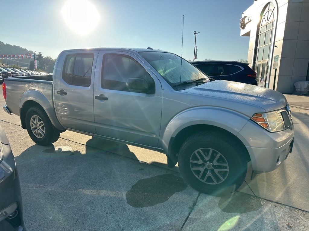 Used 2018 Nissan Frontier SV with VIN 1N6AD0EV1JN748044 for sale in Pikeville, KY