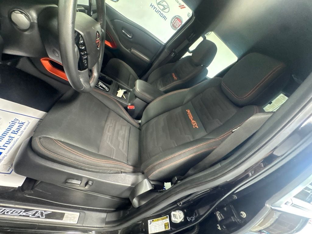 2023 Nissan Frontier PRO-4X - Photo 18