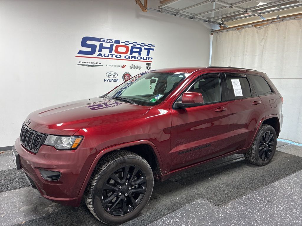 2021 Jeep Grand Cherokee Laredo X's photo