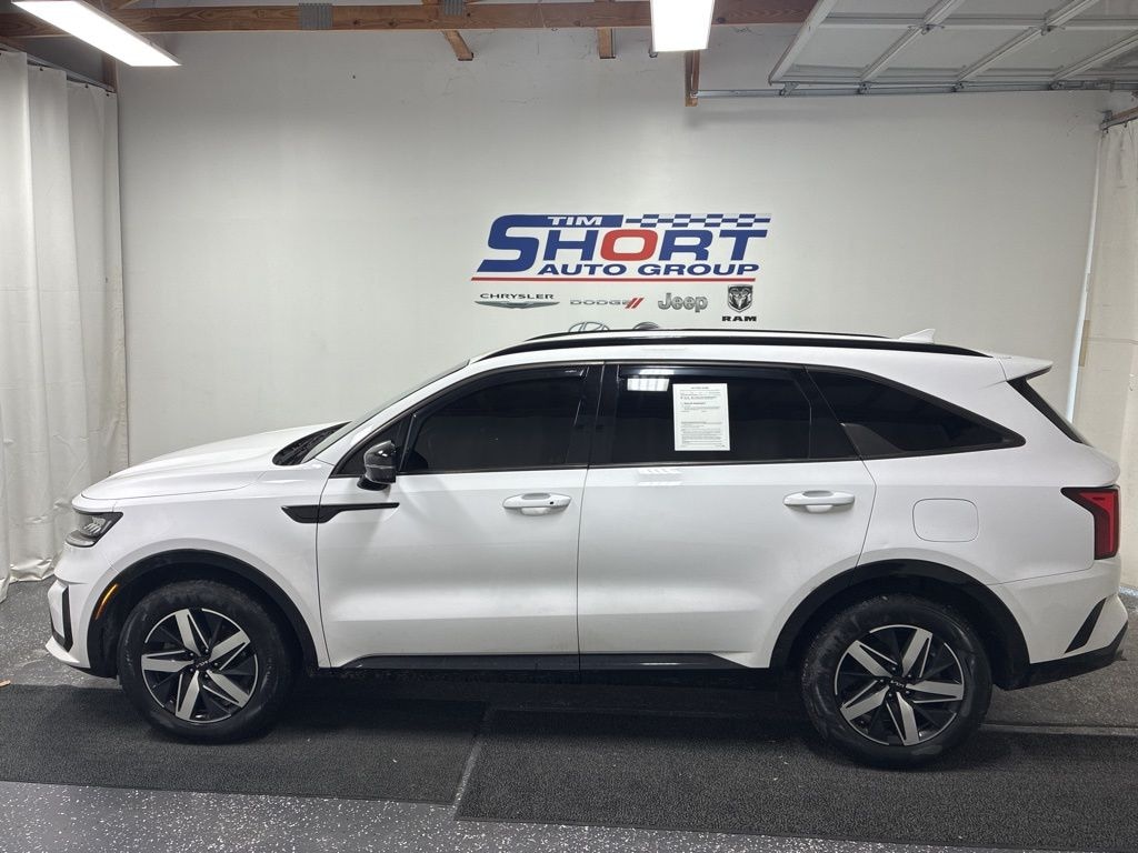 Used 2022 Kia Sorento EX SUV
