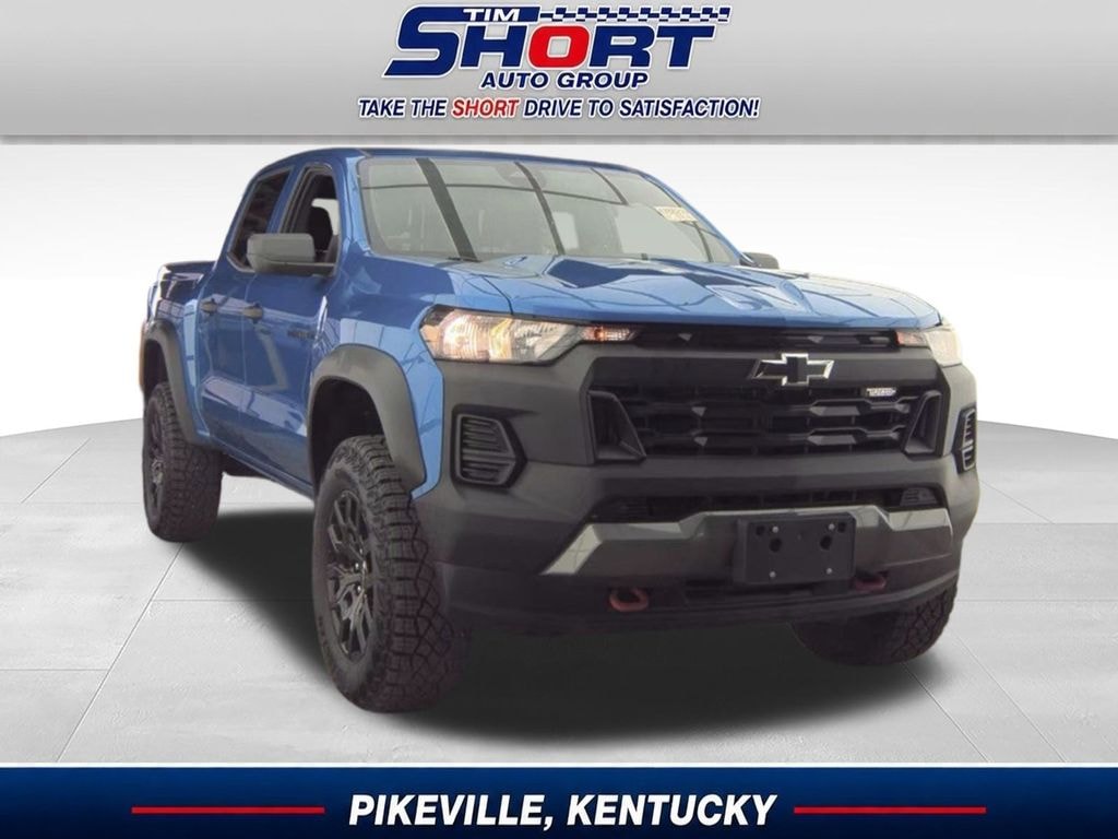 Used 2024 Chevrolet Colorado Trail Boss Truck Crew Cab