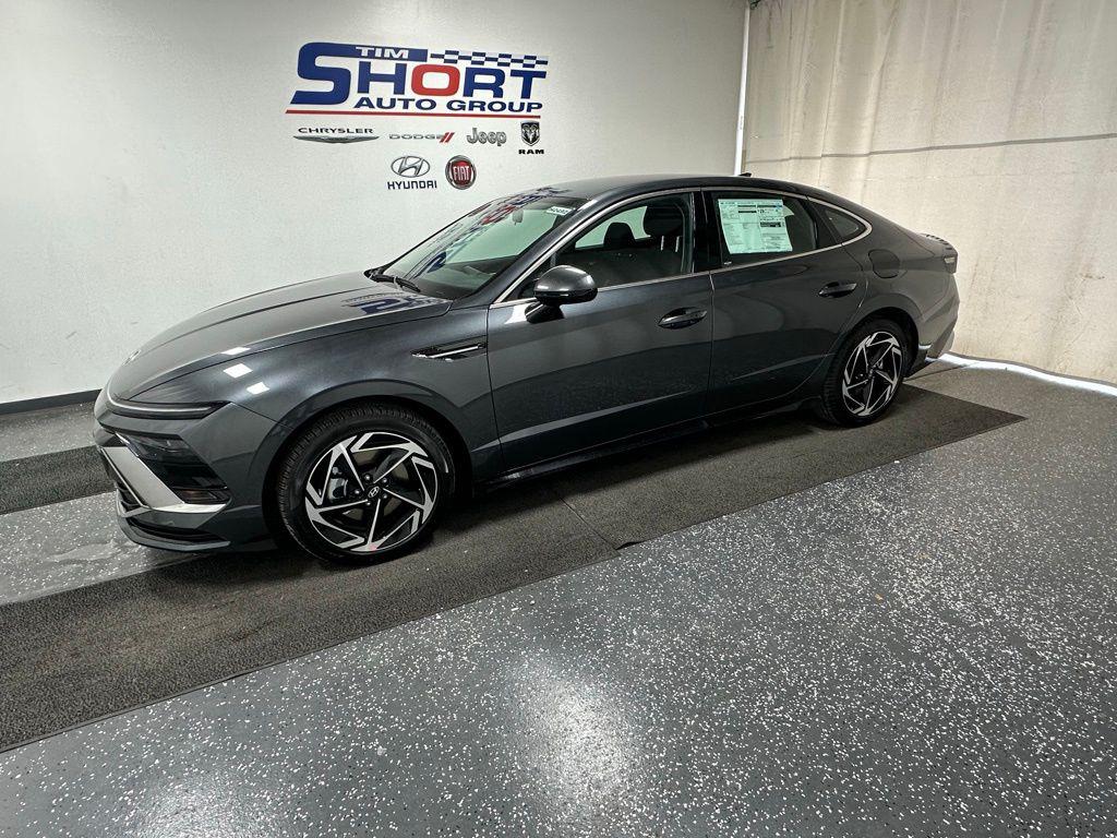 2026 Hyundai Sonata SEL's photo