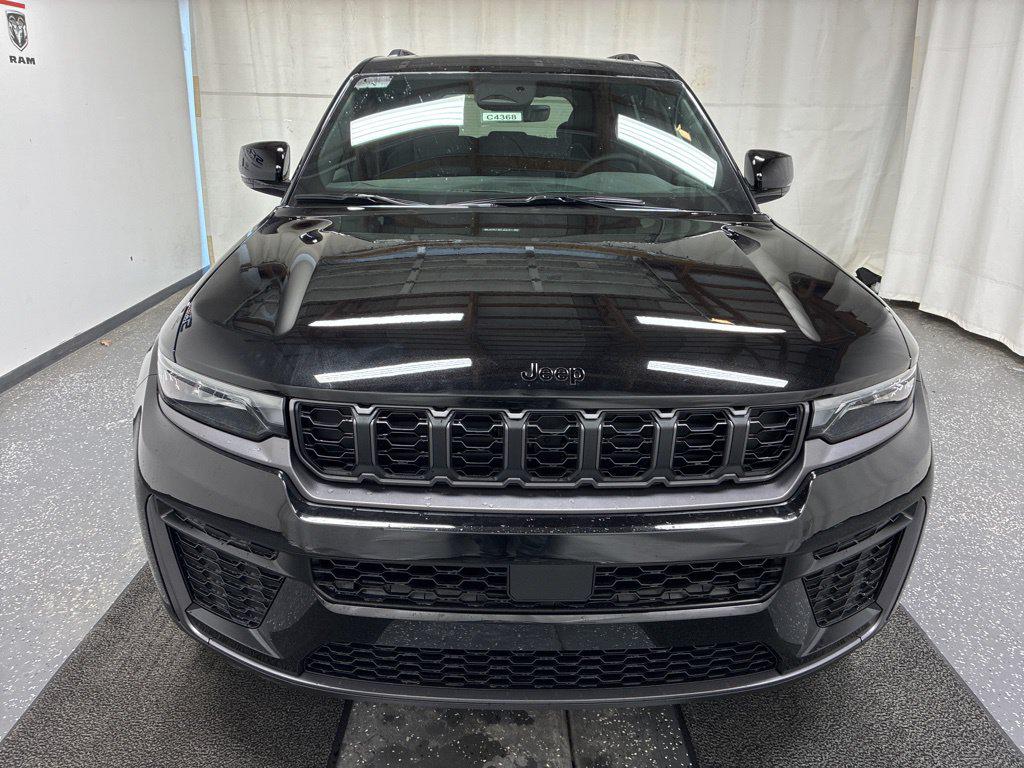 New 2026 Jeep Grand Cherokee Altitude 4x4 SUV