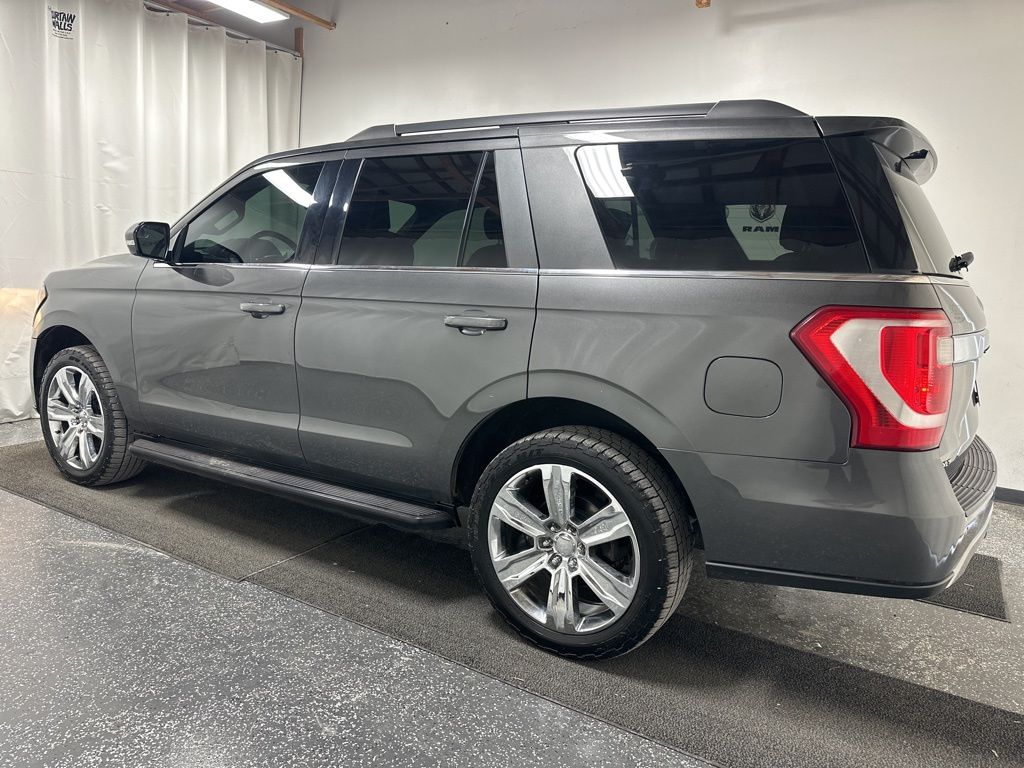 Used 2019 Ford Expedition XLT with VIN 1FMJU1JTXKEA30972 for sale in Pikeville, KY
