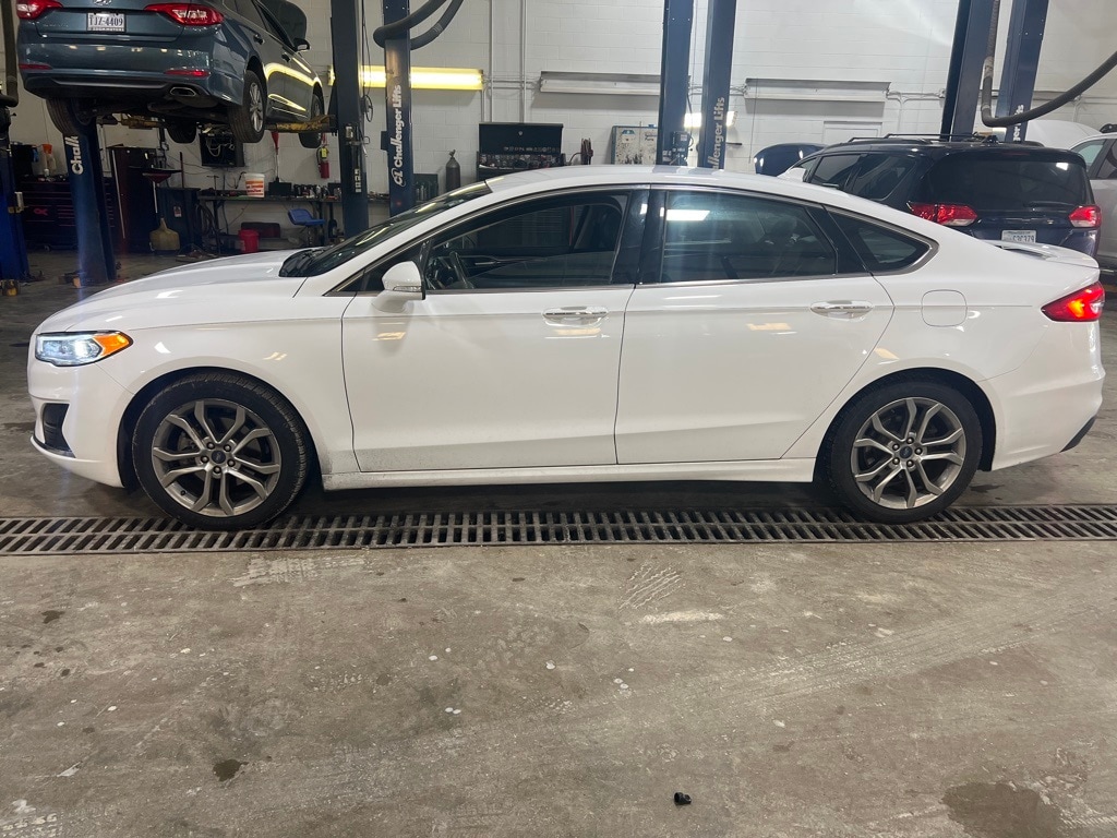 Used 2019 Ford Fusion SEL with VIN 3FA6P0CD0KR151093 for sale in Pikeville, KY