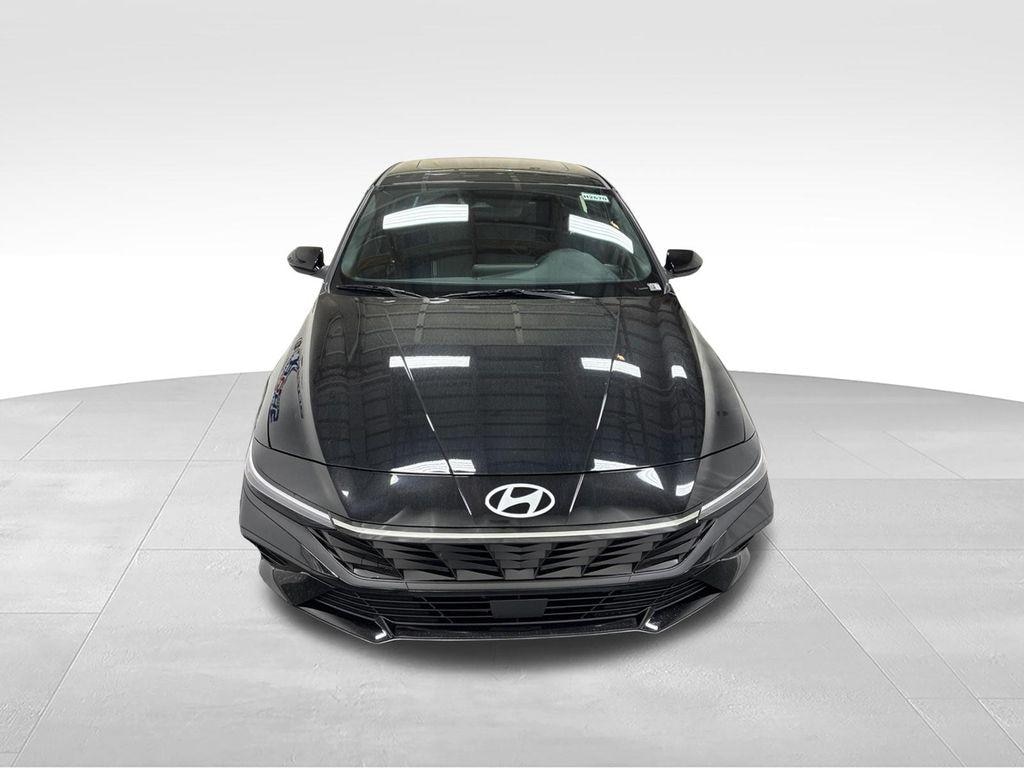 New 2026 Hyundai Elantra SEL Sport Premium Sedan