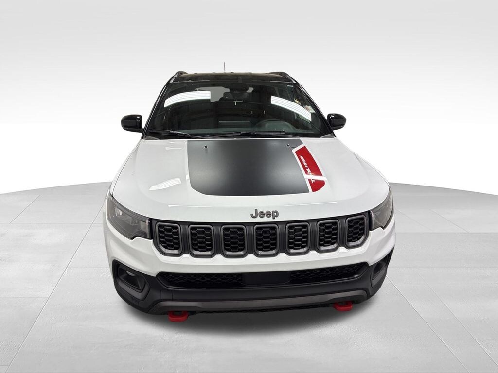 Used 2025 Jeep Compass Trailhawk SUV