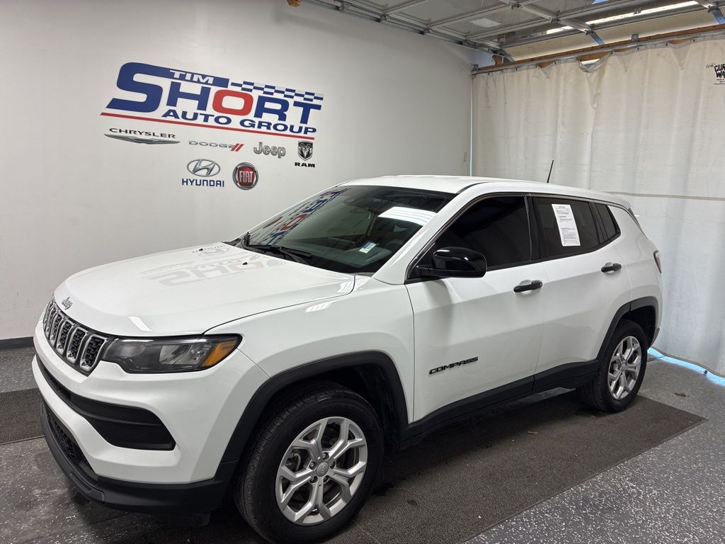 2024 Jeep Compass Sport's photo
