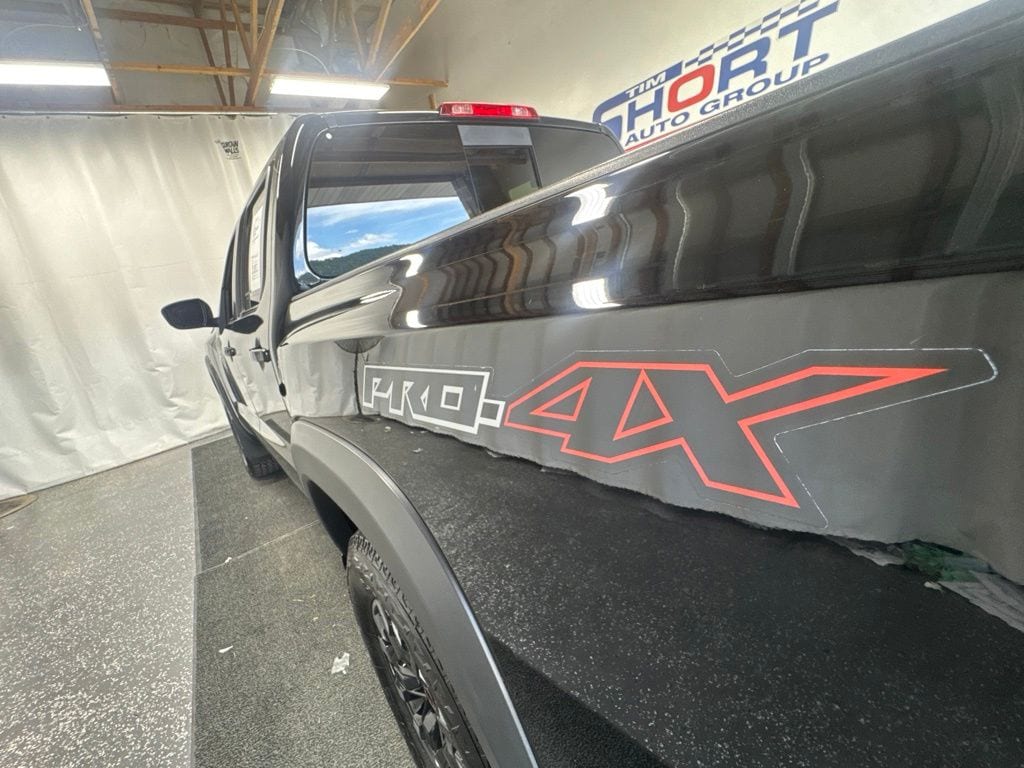 2023 Nissan Frontier PRO-4X - Photo 8