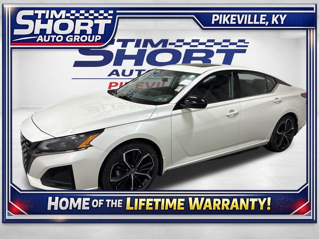 2024 Nissan Altima SR