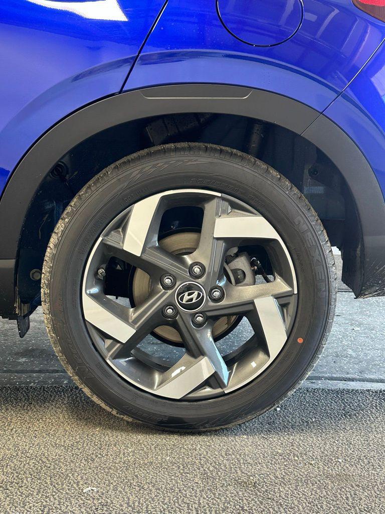 2026 Hyundai Venue SEL - Photo 10