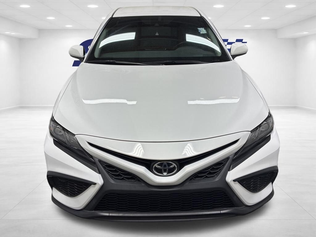 Used 2021 Toyota Camry SE Sedan