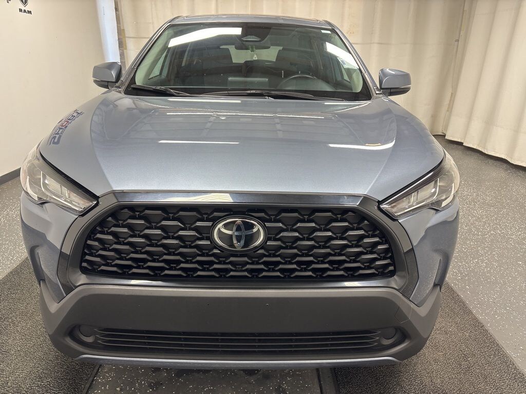 Used 2024 Toyota Corolla Cross LE SUV