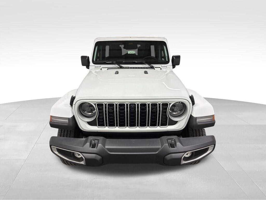 New 2026 Jeep Wrangler 4-Door Sahara 4x4 SUV