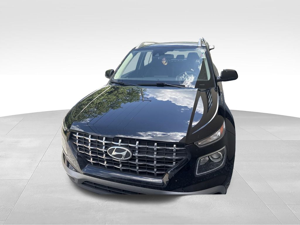 Used 2022 Hyundai Venue SEL with VIN KMHRC8A33NU180009 for sale in Pikeville, KY