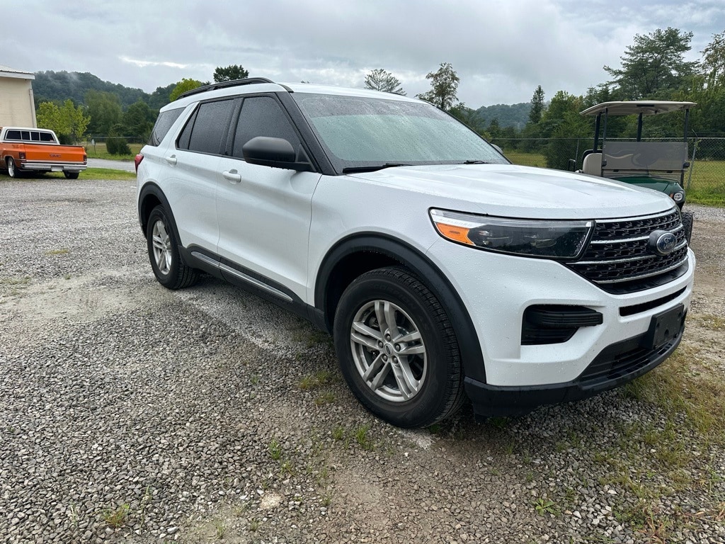 Used 2020 Ford Explorer XLT with VIN 1FMSK8DH7LGB91800 for sale in Pikeville, KY