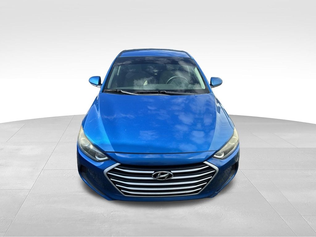 Used 2018 Hyundai Elantra SE Sedan