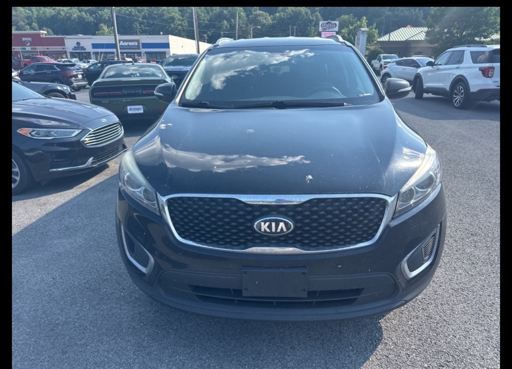 Used 2017 Kia Sorento LX with VIN 5XYPGDA51HG216618 for sale in Pikeville, KY