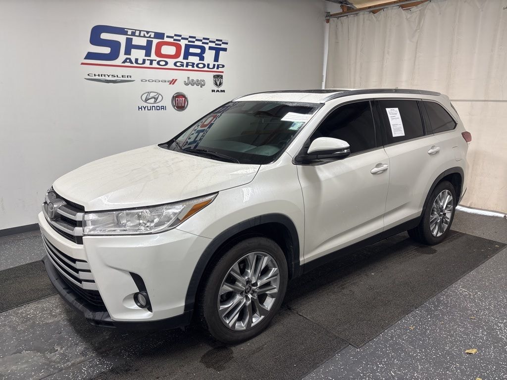 Used 2019 Toyota Highlander  SUV
