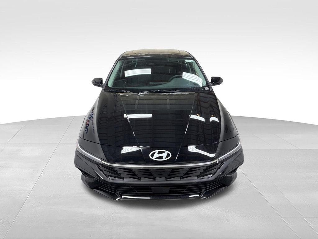 New 2026 Hyundai Elantra Limited Sedan