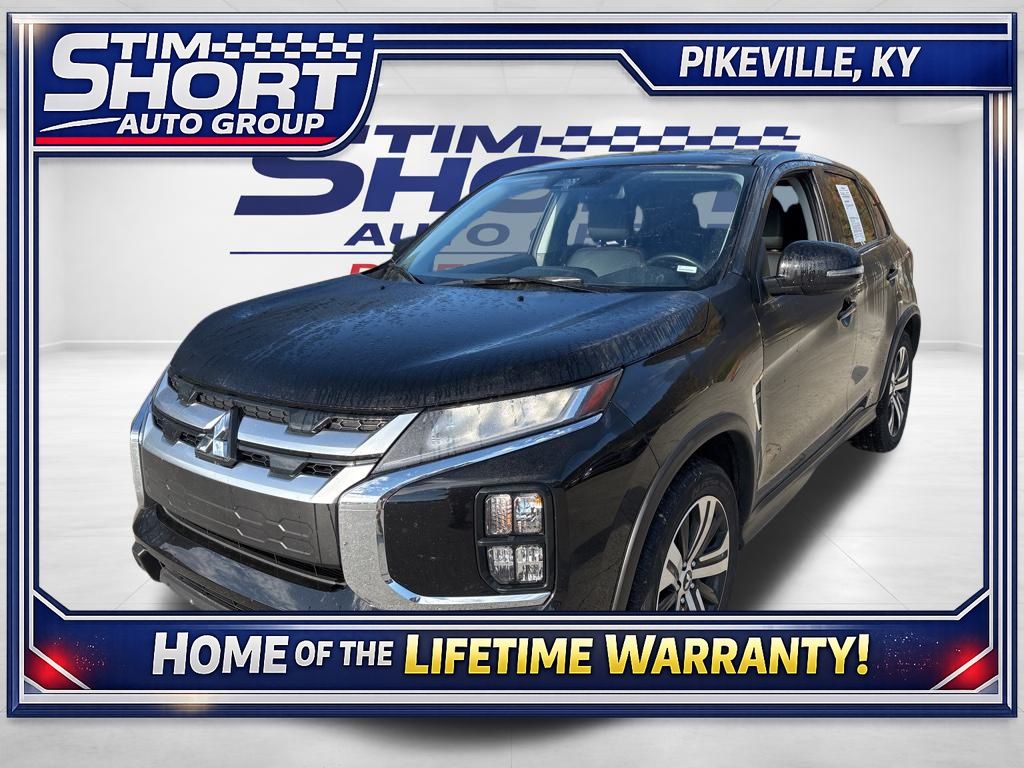 2024 Mitsubishi Outlander Sport SE's photo