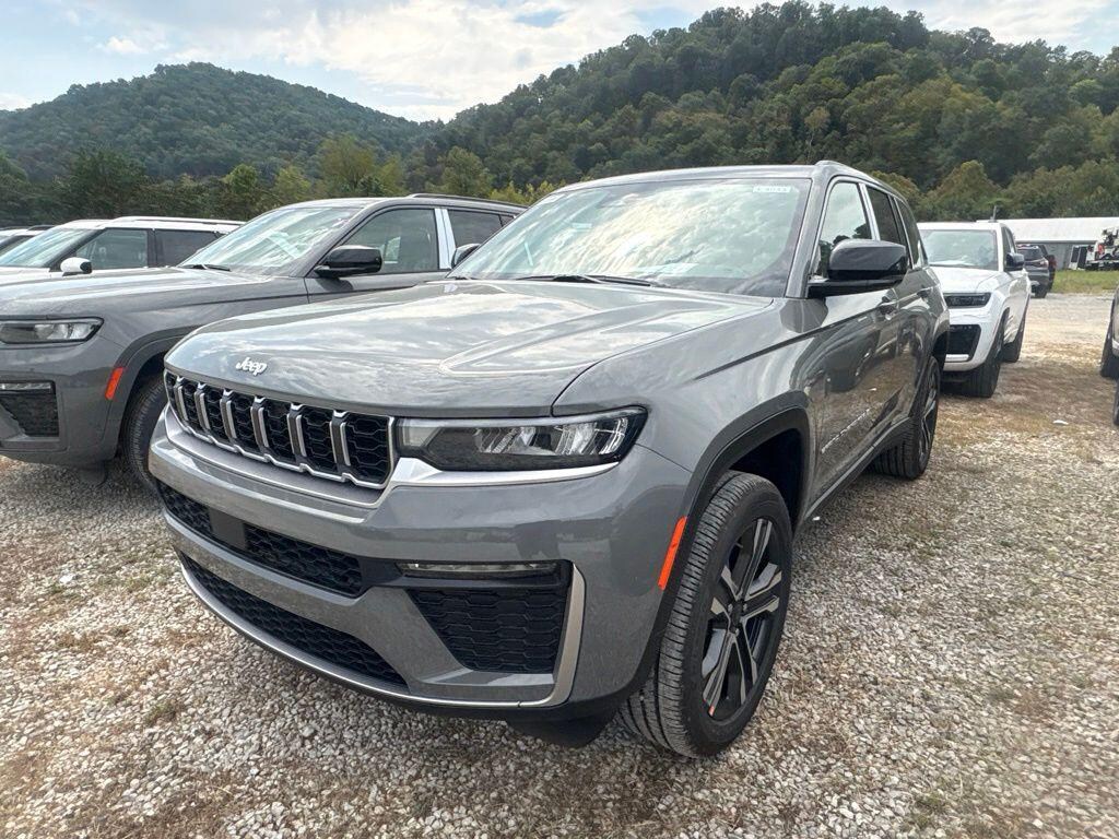 New 2027 Jeep Grand Cherokee Limited SUV