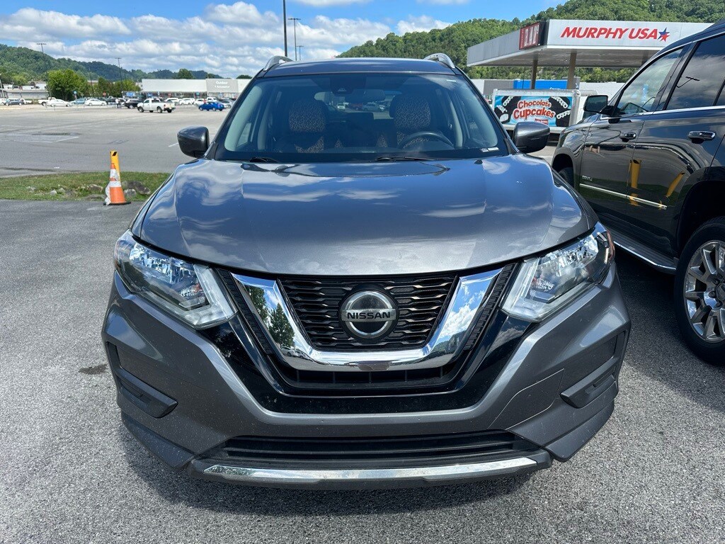 Used 2019 Nissan Rogue S with VIN 5N1AT2MT1KC810973 for sale in Pikeville, KY