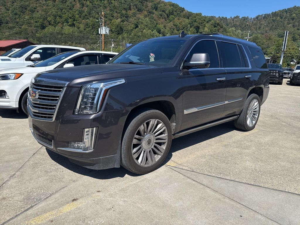 2016 Cadillac Escalade Platinum's photo
