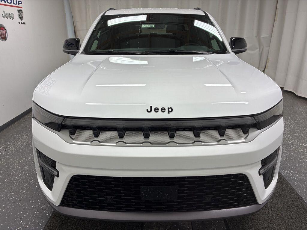 New 2026 Jeep Grand Wagoneer 4x4 SUV