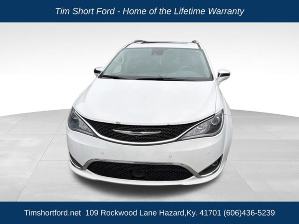Used 2018 Chrysler Pacifica Limited Passenger Van