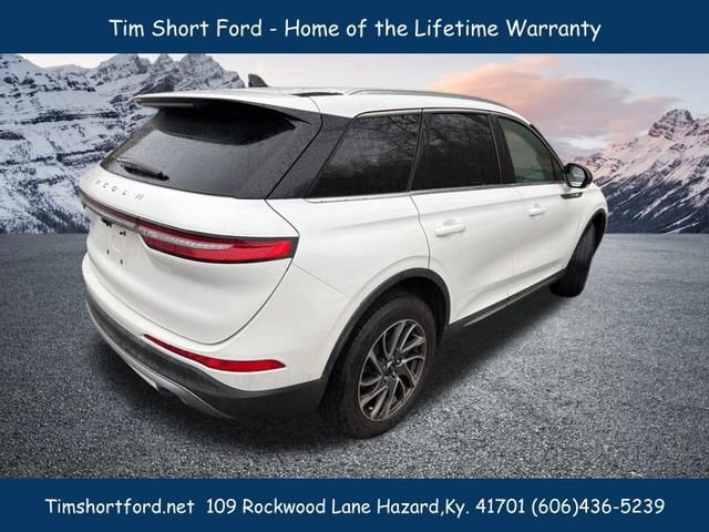 2020 Lincoln Corsair Base