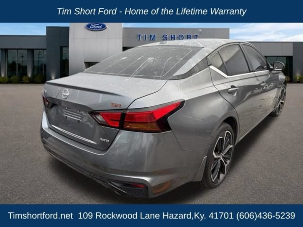 Used 2025 Nissan Altima SR Sedan