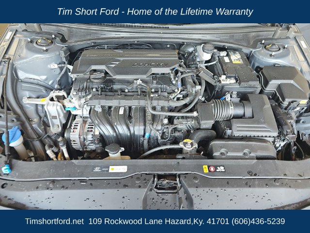 Used 2025 Hyundai Elantra SE Sedan