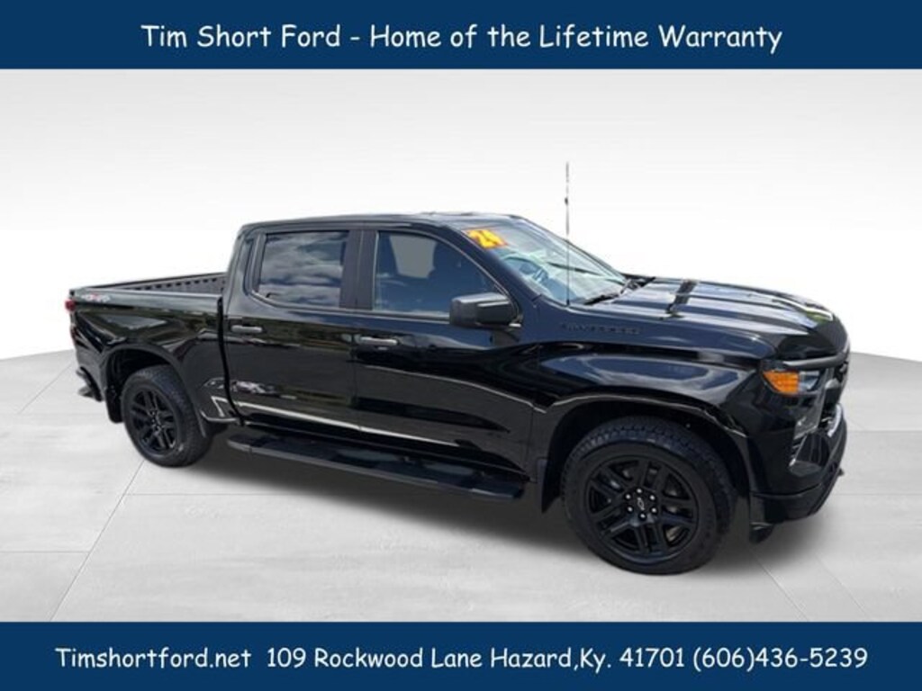 Used 2024 Chevrolet Silverado 1500 Custom Crew Cab Short Bed Truck