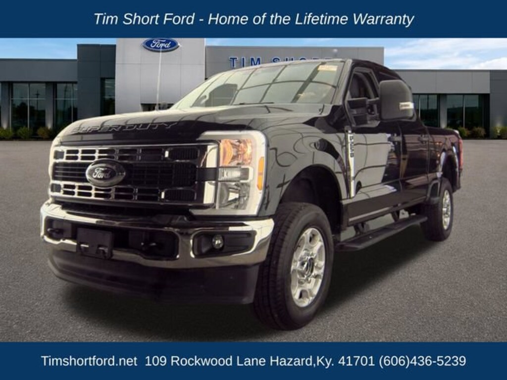Used 2025 Ford F-250 XLT Crew Cab Truck