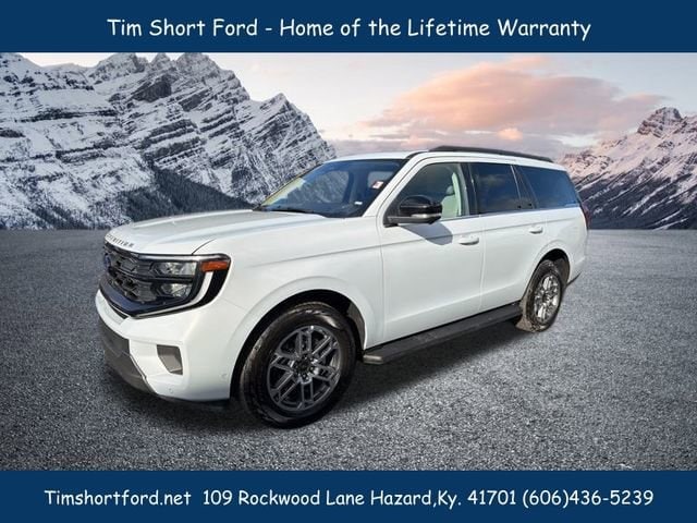 2025 Ford Expedition Active's photo