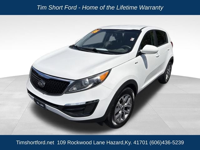 Used 2016 Kia Sportage LX with VIN KNDPBCAC9G7812238 for sale in Hazard, KY
