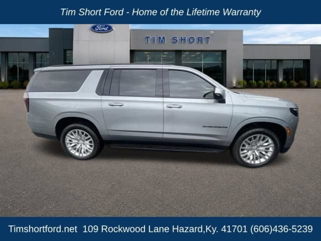 Used 2025 Chevrolet Suburban RST SUV