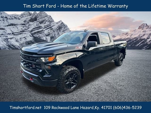 Used 2022 Chevrolet Silverado 1500 Custom Trail Boss with VIN 3GCPDCEK4NG540145 for sale in Hazard, KY