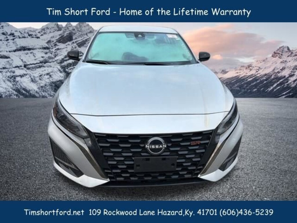 Used 2025 Nissan Altima SR Sedan