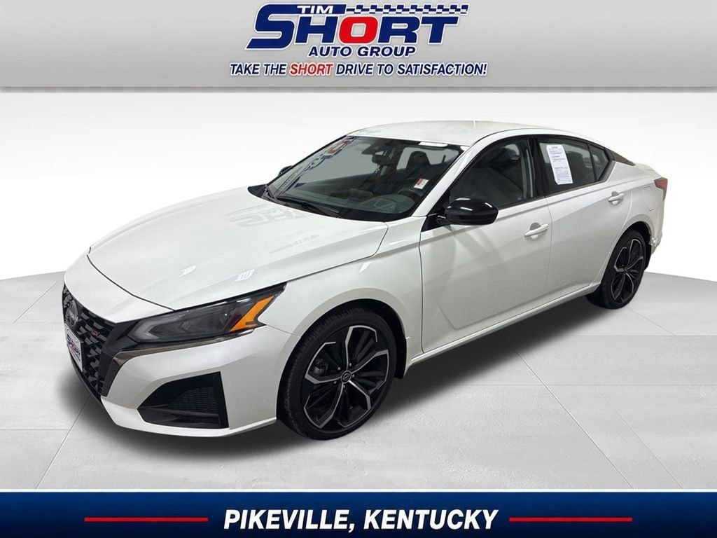 Used 2023 Nissan Altima 2.5 SR Sedan