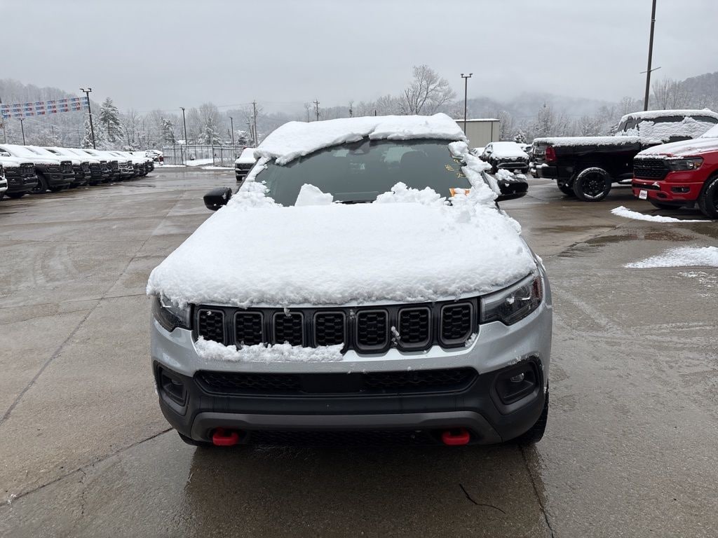 Used 2025 Jeep Compass Trailhawk SUV